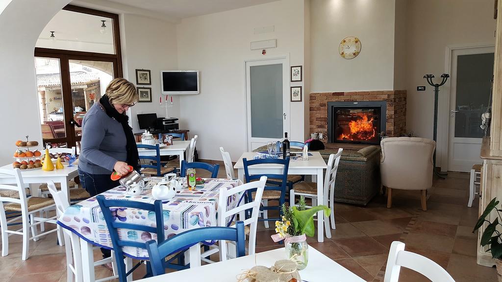 Bed and Breakfast I Giardini Di Elencosta Rilievo Exterior foto