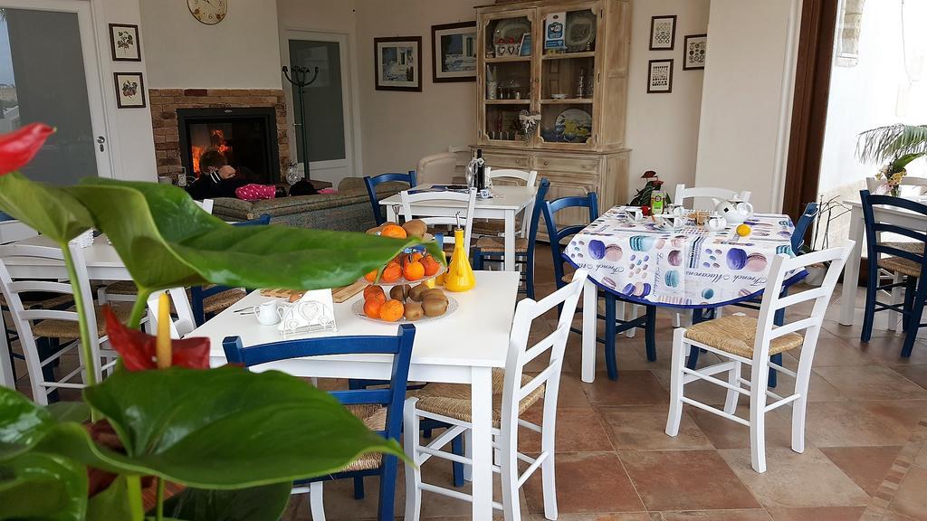 Bed and Breakfast I Giardini Di Elencosta Rilievo Exterior foto